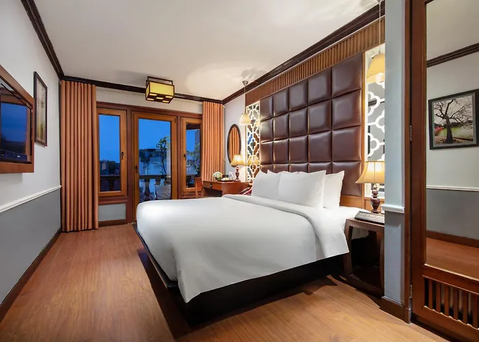 Classy Holiday Hotel & Spa Hanoi